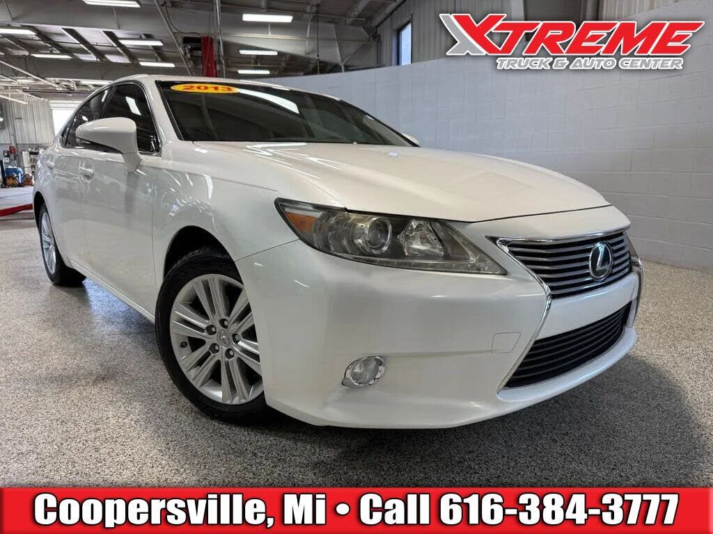 2013 LEXUS ES