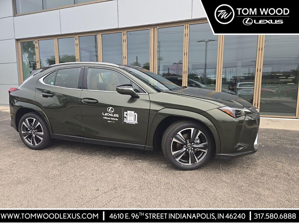 2026 LEXUS UX