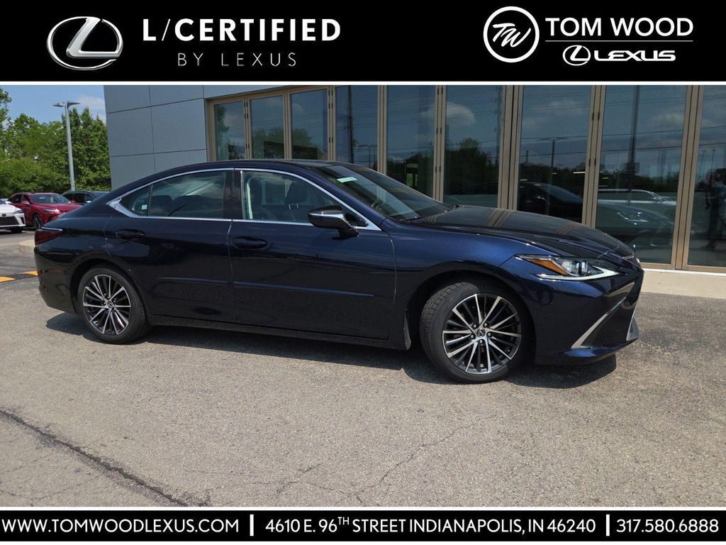 2024 LEXUS ES