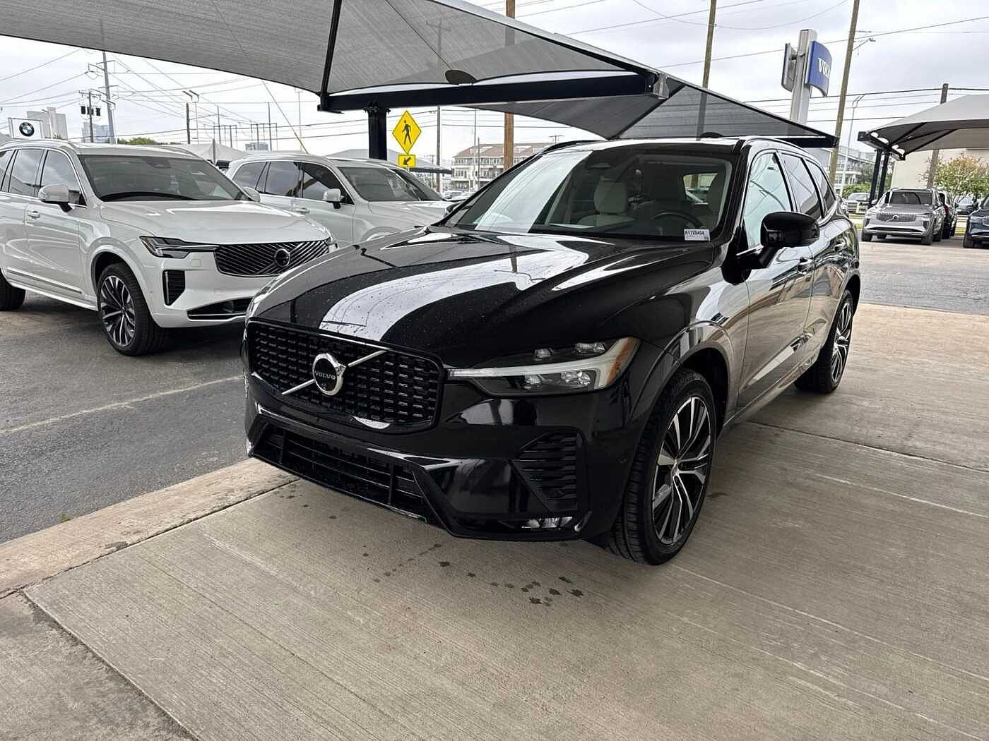 2024 VOLVO XC60