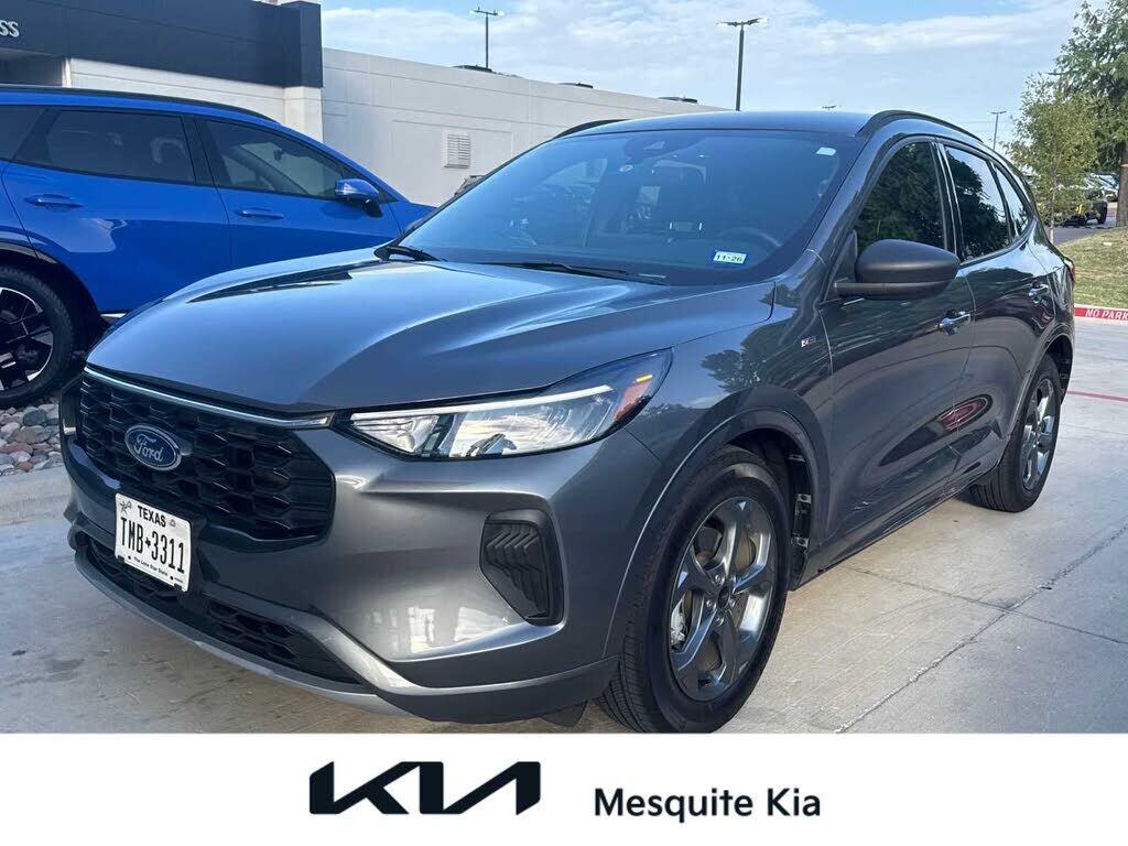 2023 FORD Escape