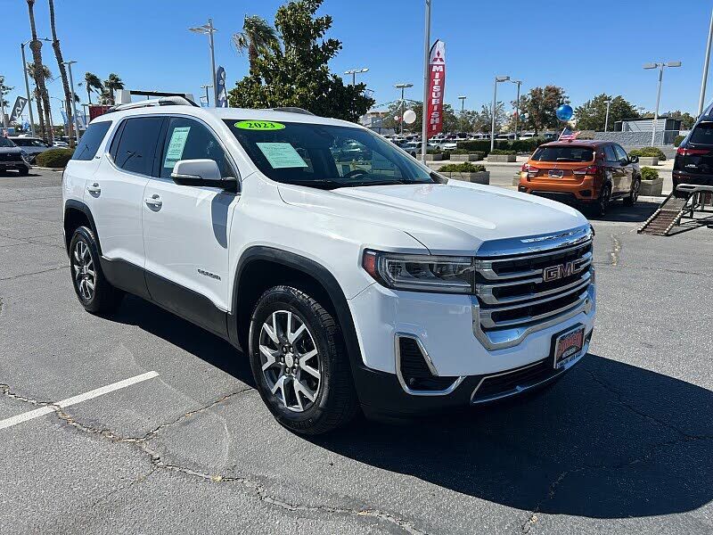 2023 GMC Acadia