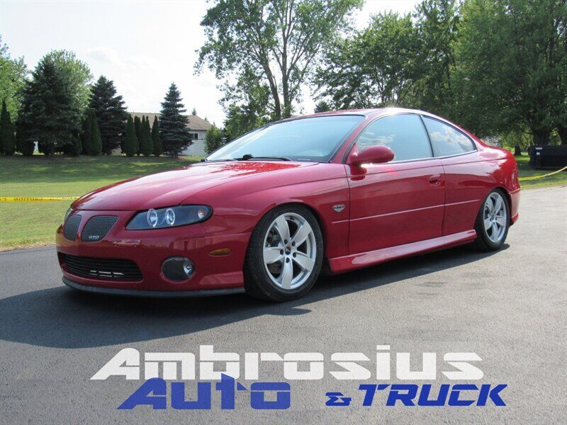 2004 PONTIAC GTO