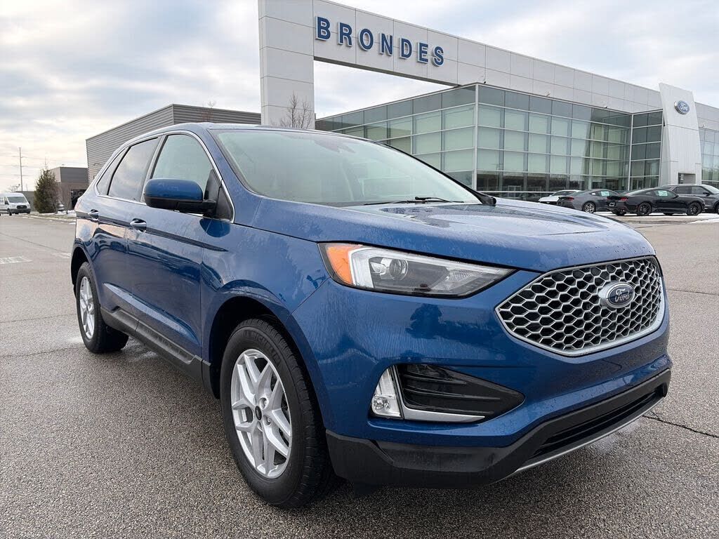2024 FORD Edge