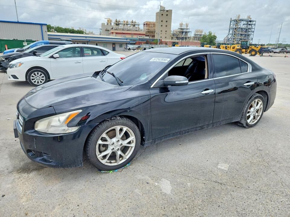 2014 NISSAN Maxima