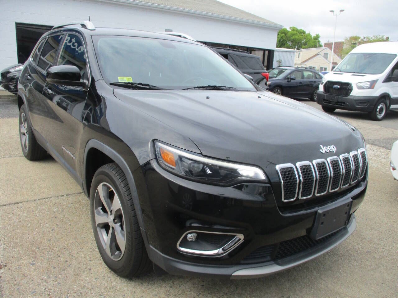 2019 JEEP Cherokee