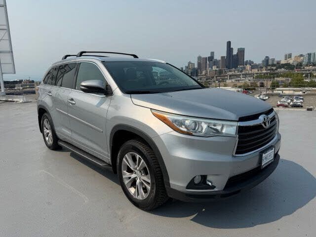 2015 TOYOTA Highlander