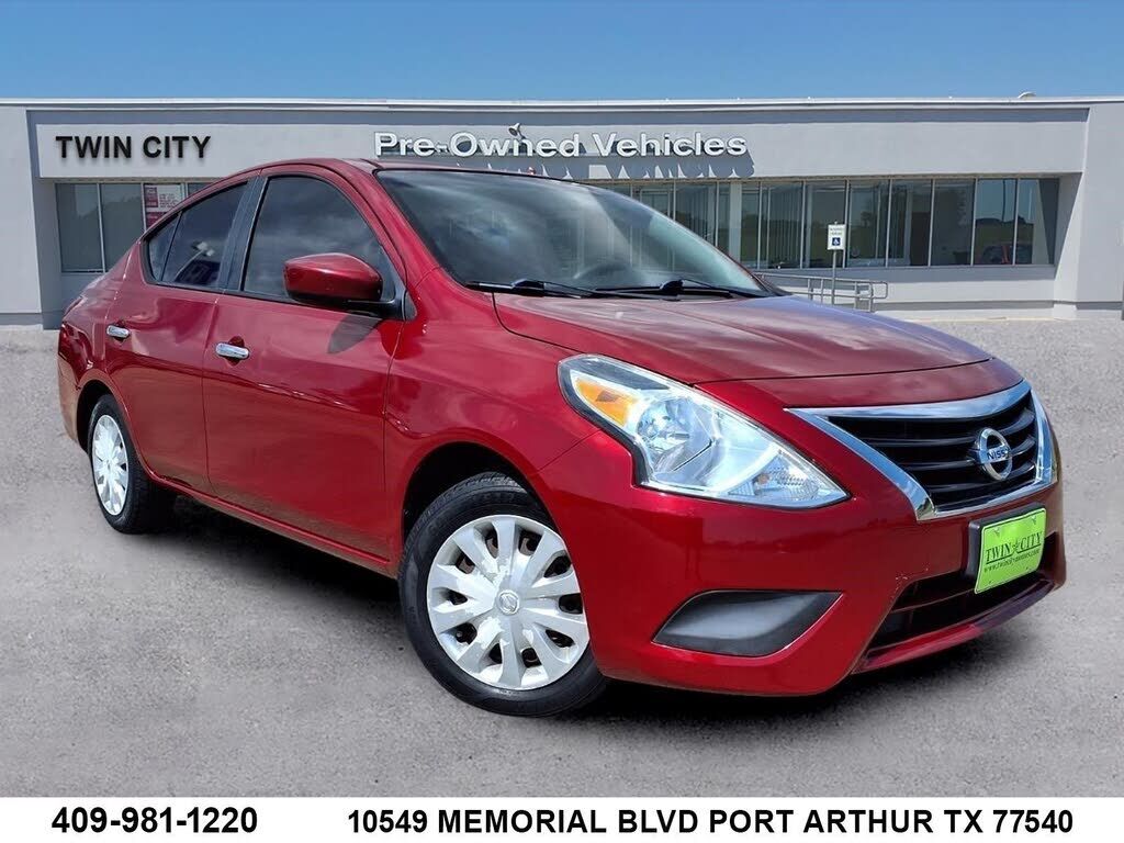 2015 NISSAN Versa