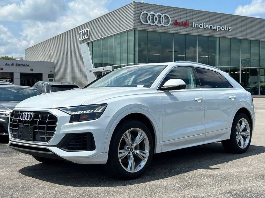 2023 AUDI Q8