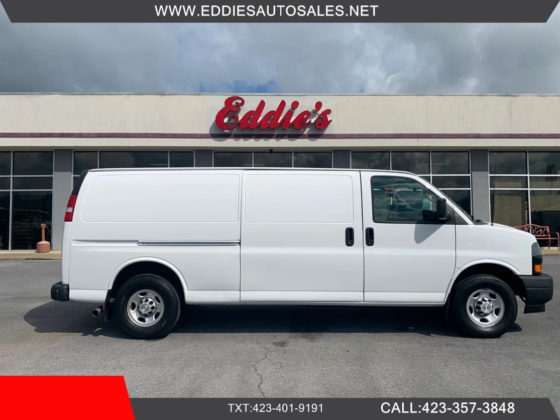 2020 CHEVROLET Express
