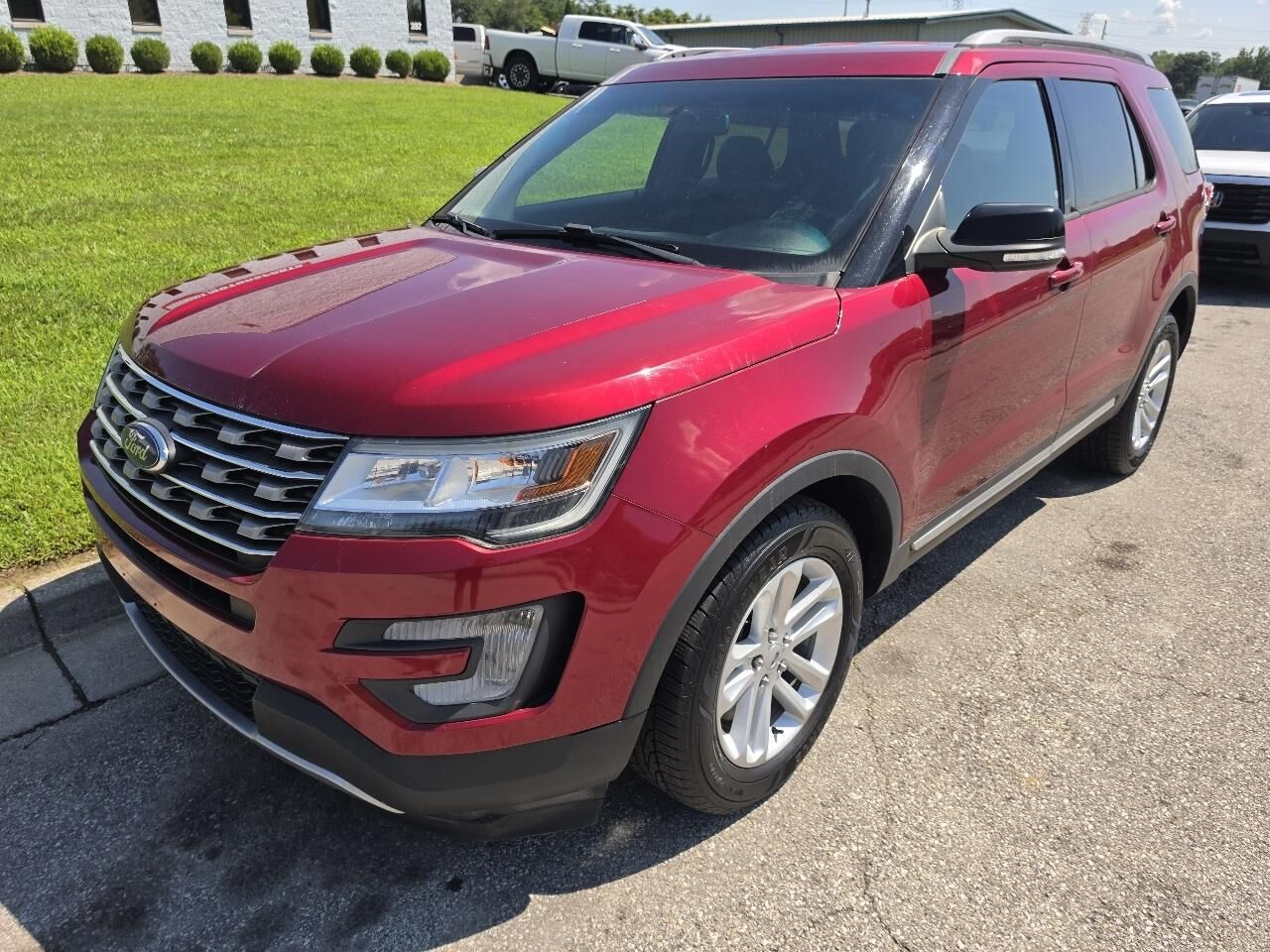 2017 FORD Explorer
