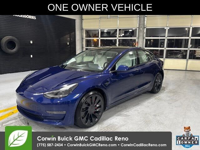 2023 TESLA Model 3