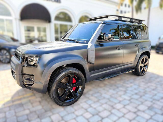 2022 LAND ROVER Defender