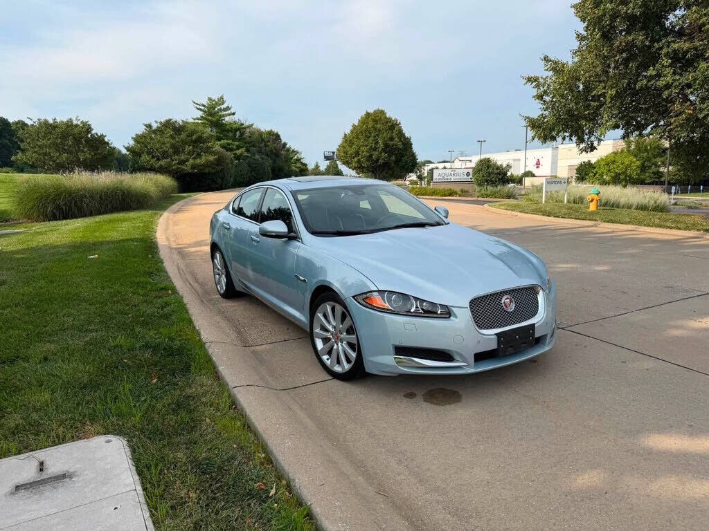 2014 JAGUAR XF