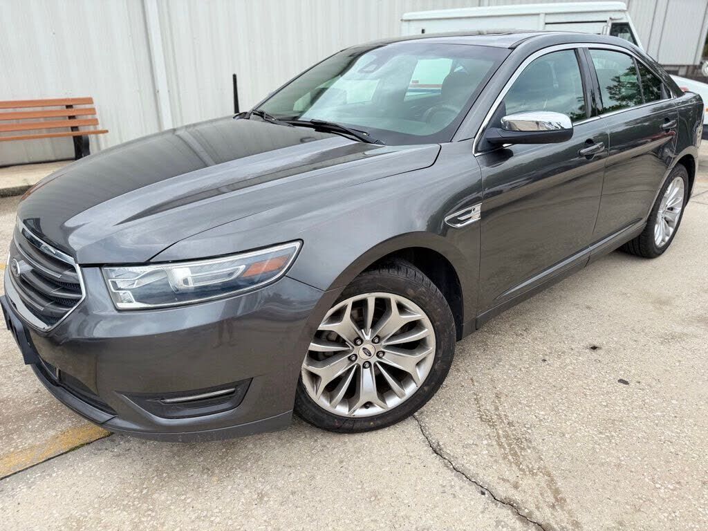 2017 FORD Taurus