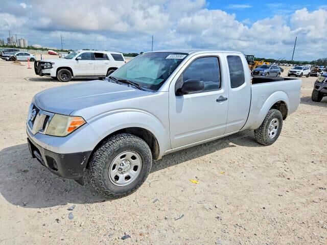 2016 NISSAN Frontier