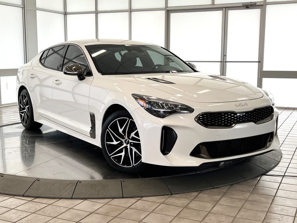 2022 KIA Stinger