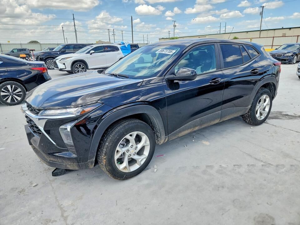 2025 CHEVROLET Trax