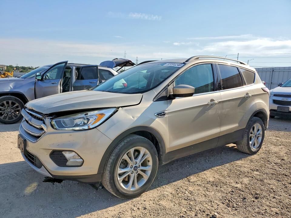 2017 FORD Escape