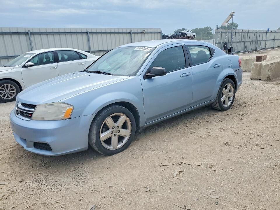 2013 DODGE Avenger