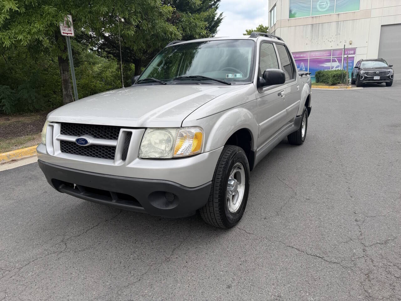 2004 FORD Explorer