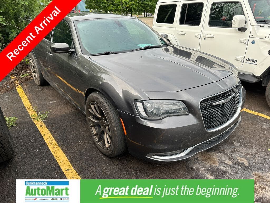 2018 CHRYSLER 300