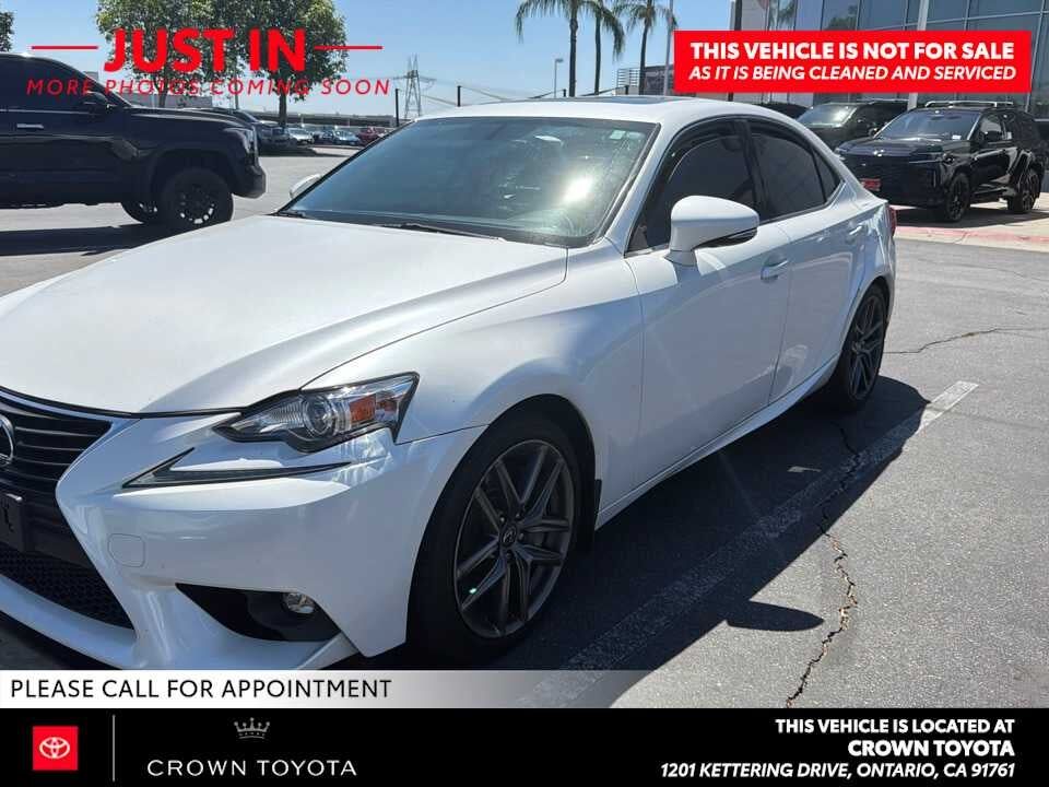 2016 LEXUS IS