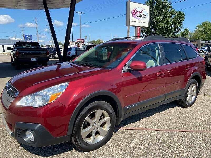 2014 SUBARU Outback