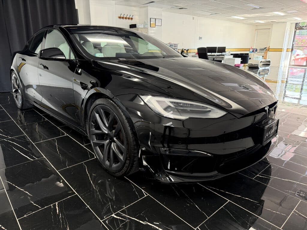 2021 TESLA Model S