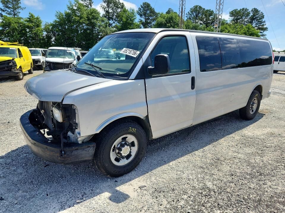 2011 CHEVROLET Express