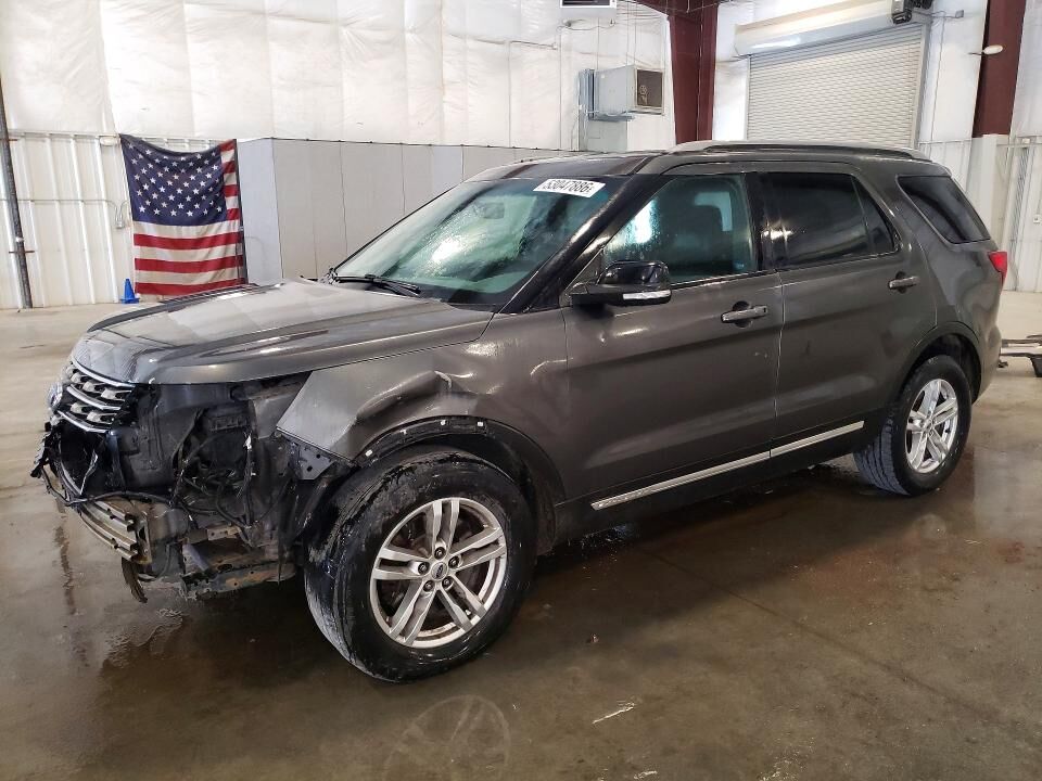 2017 FORD Explorer