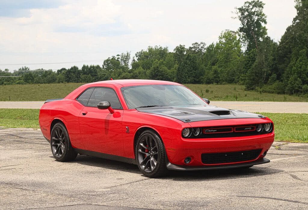 2021 DODGE Challenger