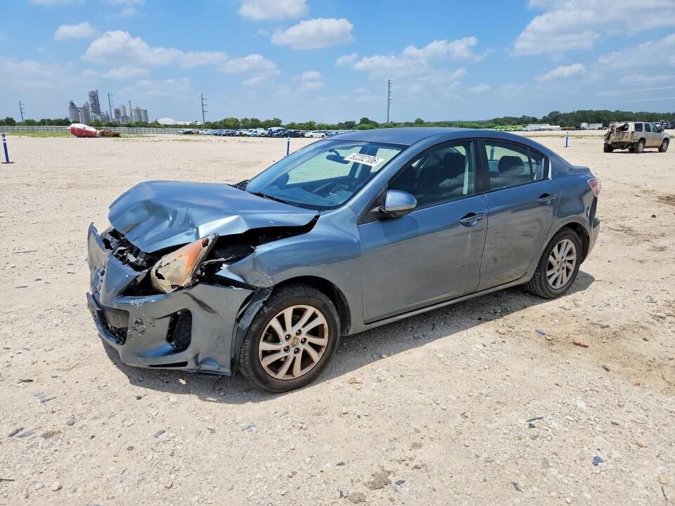 2012 MAZDA Mazda3