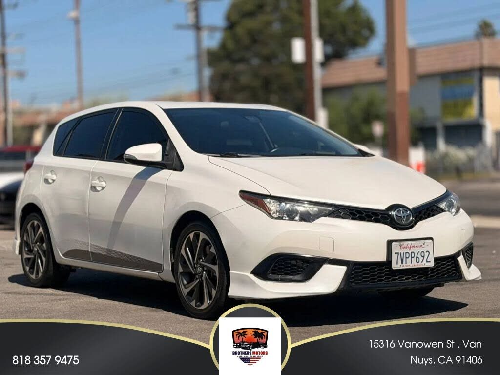 2017 TOYOTA COROLLA