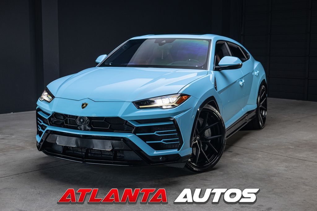 2021 LAMBORGHINI URUS