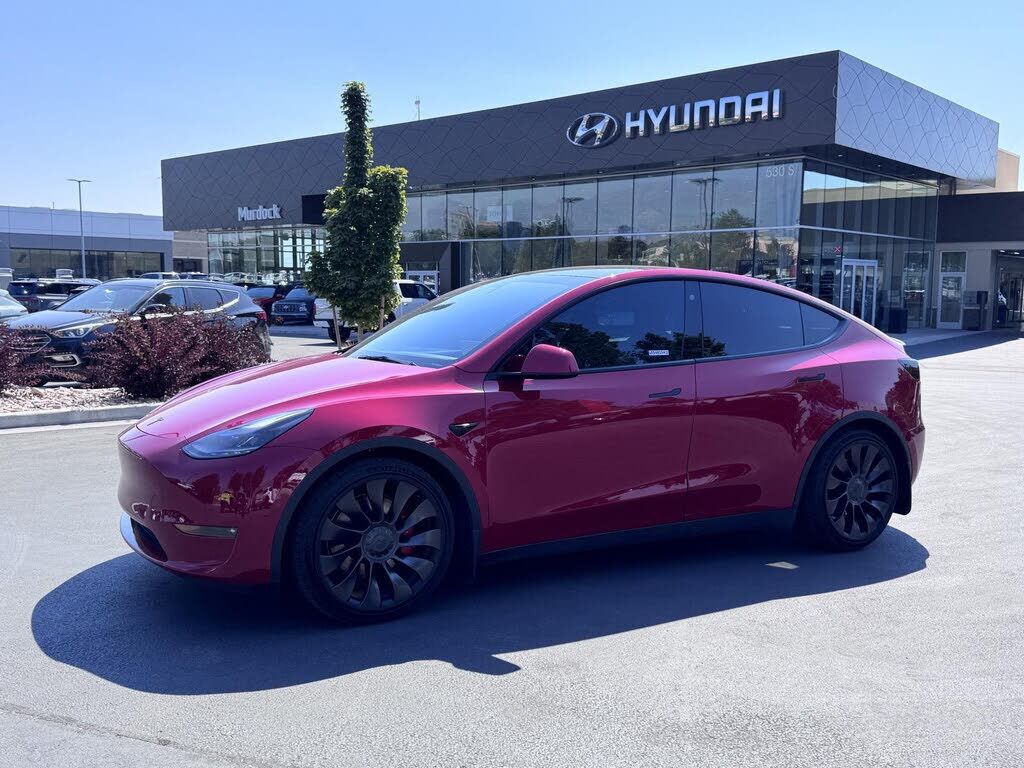 2022 TESLA Model Y