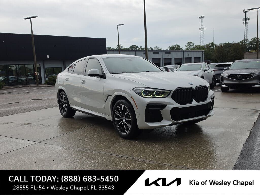 2022 BMW X6