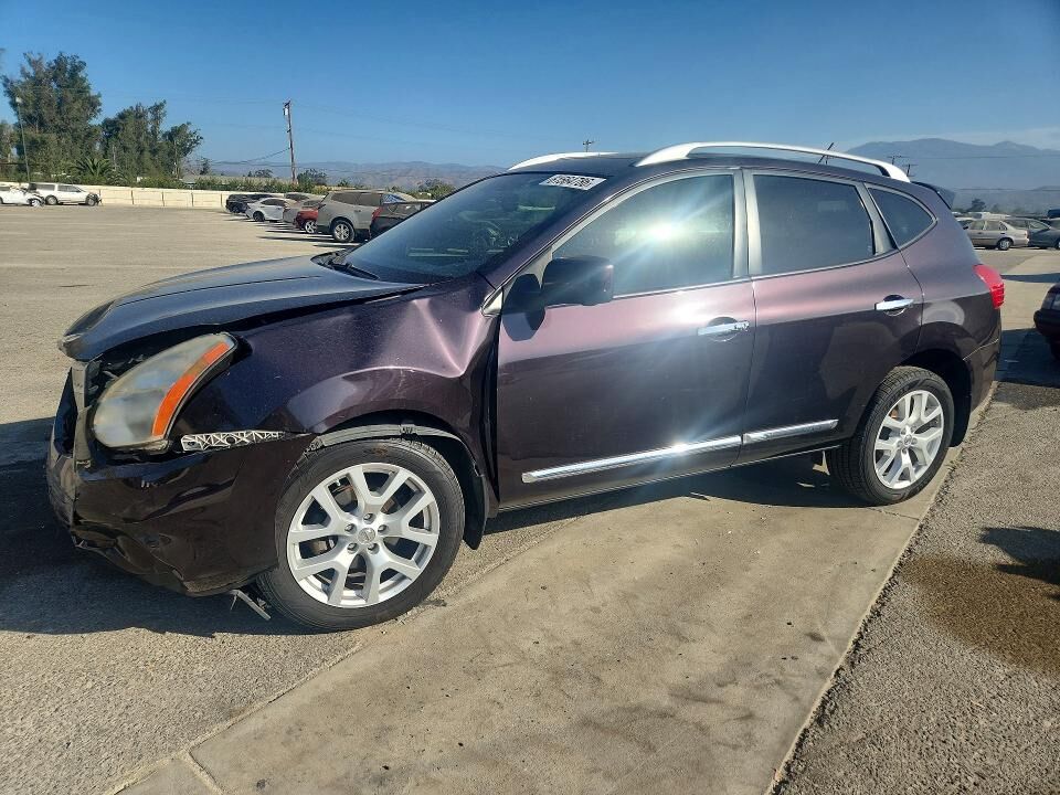 2013 NISSAN Rogue