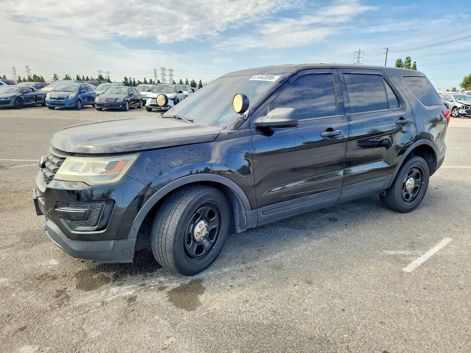 2017 FORD Explorer