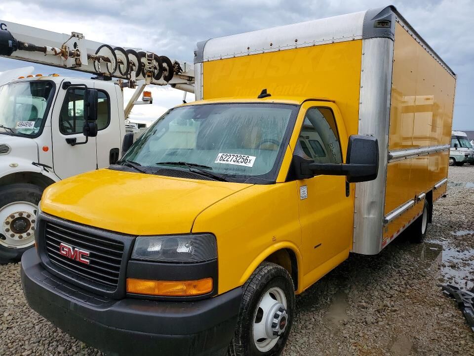 2022 GMC Savana