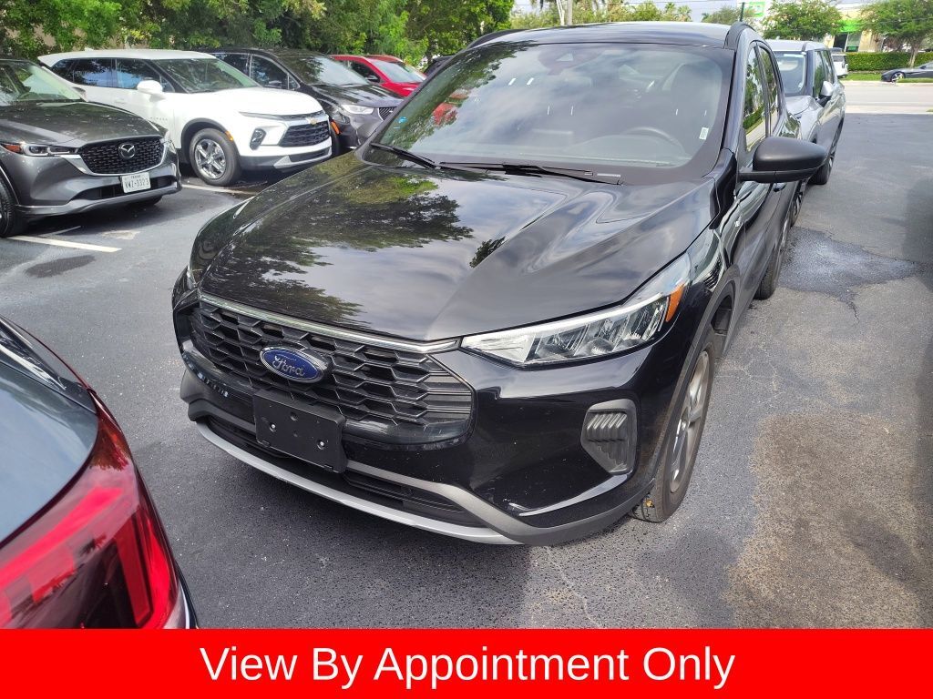 2025 FORD Escape