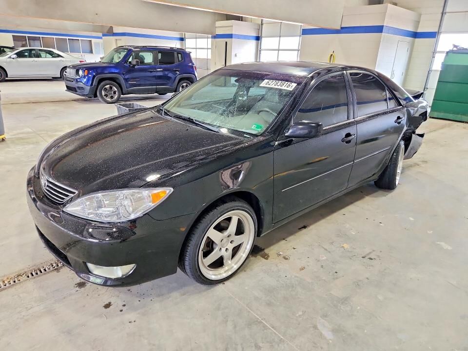 2005 TOYOTA Camry