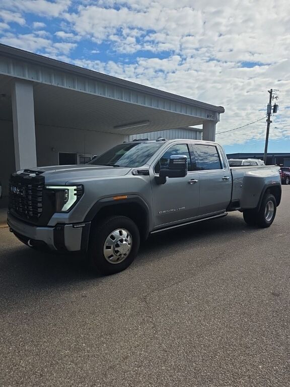 2025 GMC Sierra HD