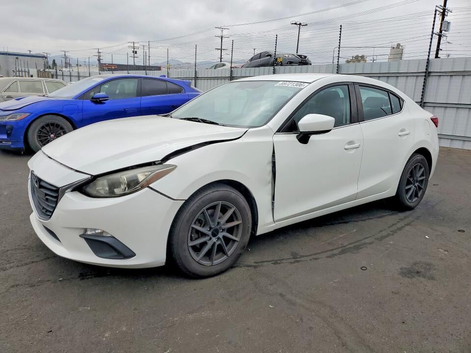 2016 MAZDA Mazda3