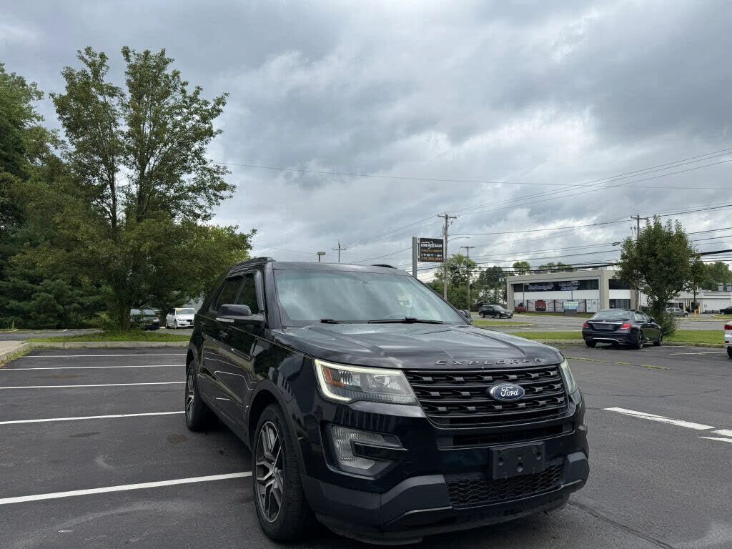 2016 FORD Explorer