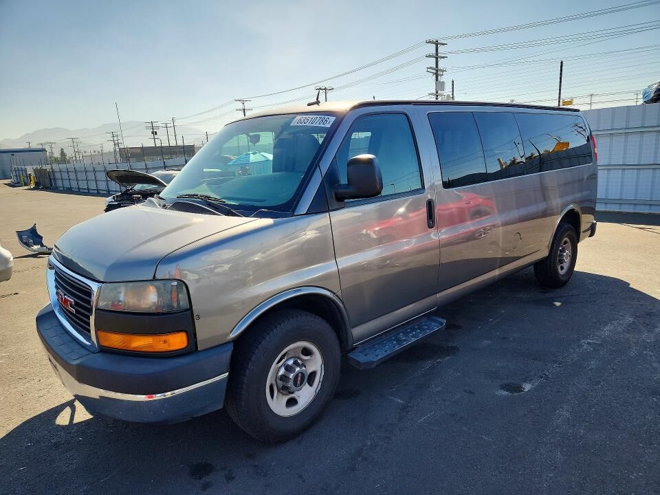 2011 GMC Savana