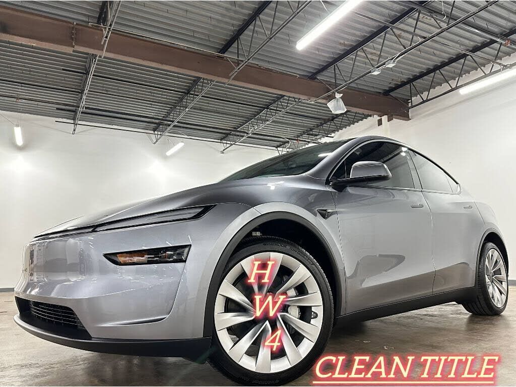 2026 TESLA Model Y