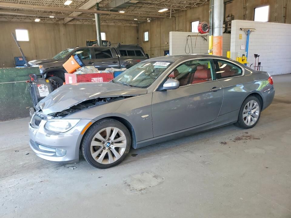 2011 BMW 3 Series