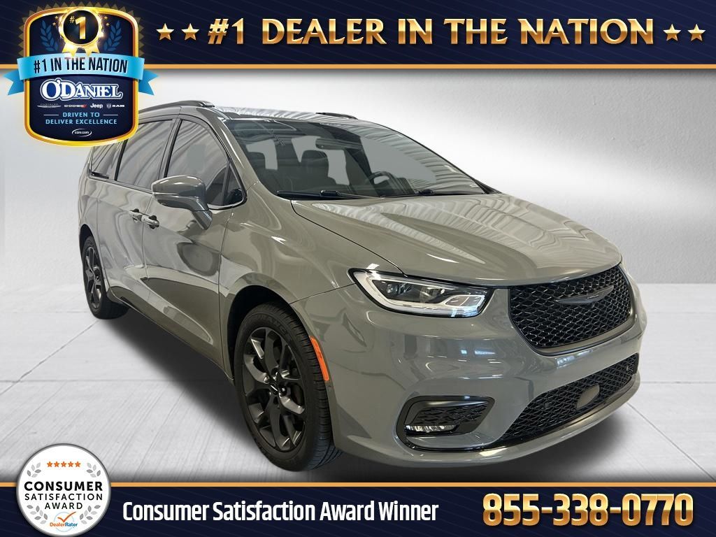 2022 CHRYSLER Pacifica