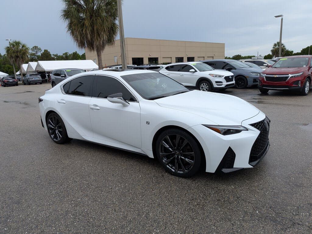 2024 LEXUS IS